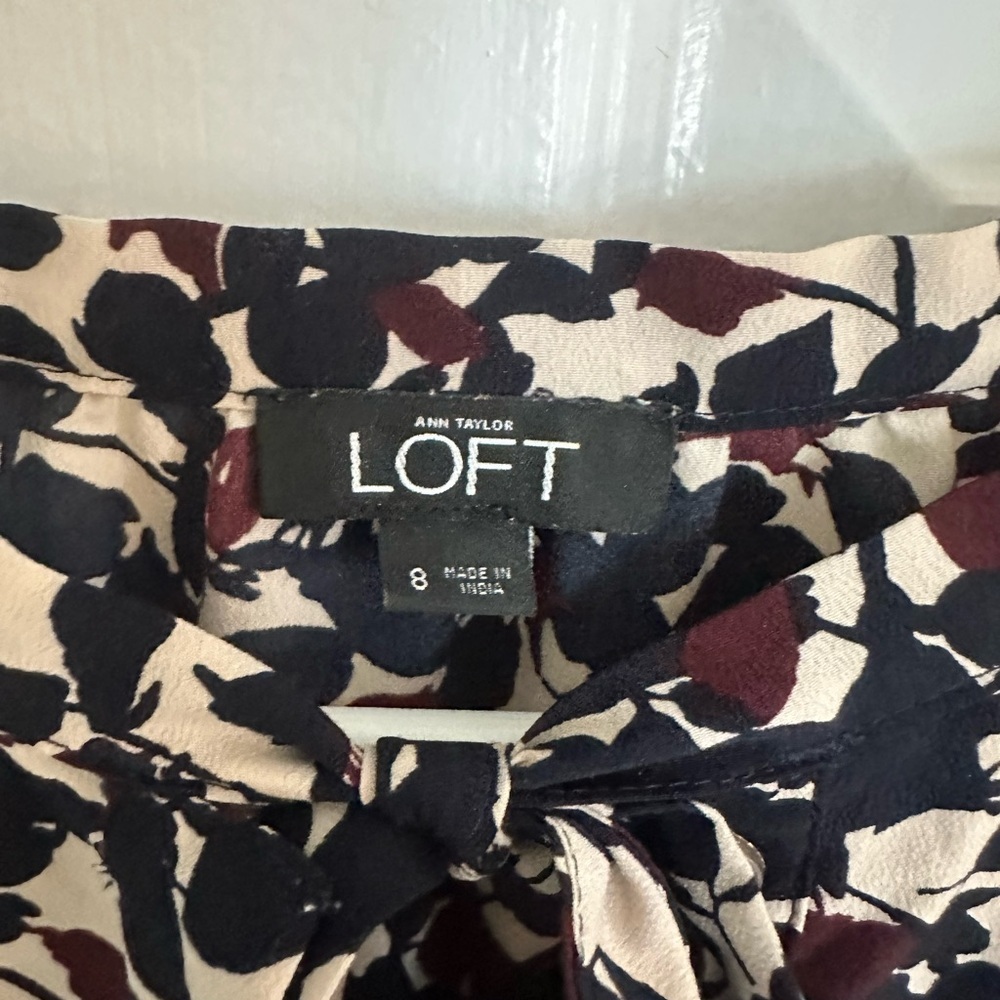 LOFT Navy and Cream Leaf Print Blouse - Picture 4 of 6